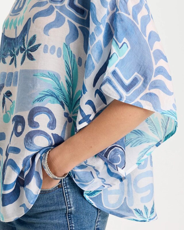 Island Printed Poncho - image 4